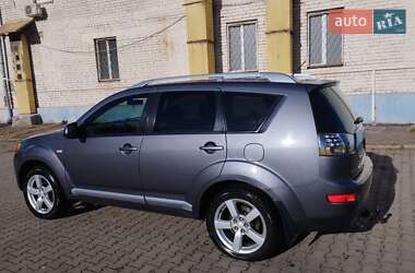 Позашляховик / Кросовер Mitsubishi Outlander XL 2007 в Запоріжжі