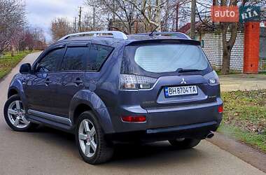 Позашляховик / Кросовер Mitsubishi Outlander XL 2009 в Одесі