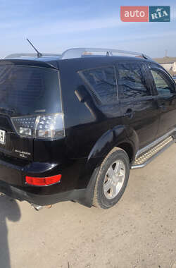 Позашляховик / Кросовер Mitsubishi Outlander XL 2008 в Рожище