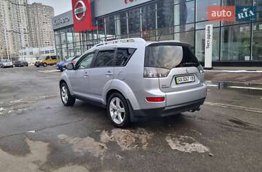 Позашляховик / Кросовер Mitsubishi Outlander XL 2008 в 