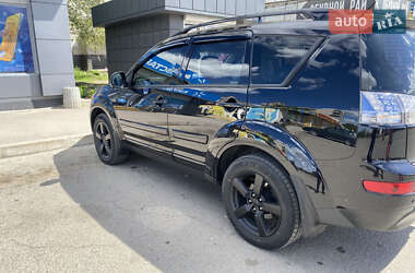 Внедорожник / Кроссовер Mitsubishi Outlander XL 2007 в 