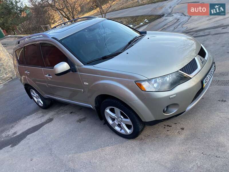 Mitsubishi Outlander XL 2008