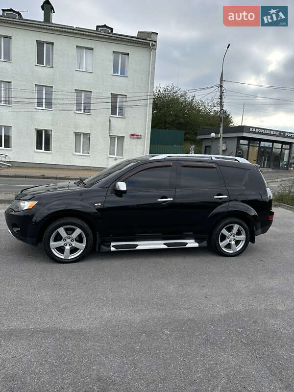 Внедорожник / Кроссовер Mitsubishi Outlander XL 2008 в Виннице
