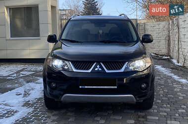 Внедорожник / Кроссовер Mitsubishi Outlander XL 2008 в Днепре