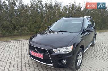 Позашляховик / Кросовер Mitsubishi Outlander XL 2010 в Борщеві