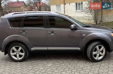 Внедорожник / Кроссовер Mitsubishi Outlander XL 2008 в 