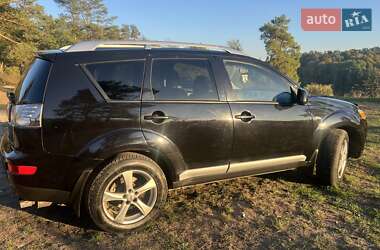 Внедорожник / Кроссовер Mitsubishi Outlander XL 2008 в Житомире