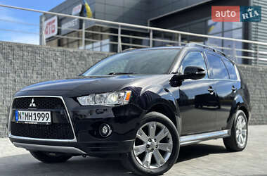 Позашляховик / Кросовер Mitsubishi Outlander XL 2010 в Луцьку