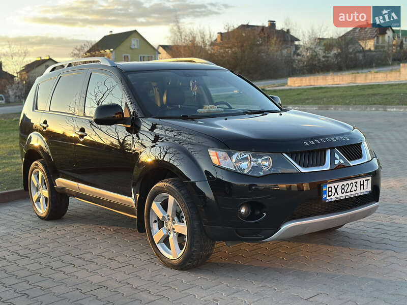 Позашляховик / Кросовер Mitsubishi Outlander XL 2008 в Хмельницькому