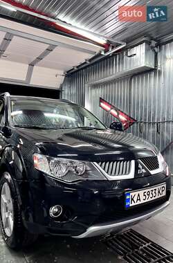 Внедорожник / Кроссовер Mitsubishi Outlander XL 2007 в 