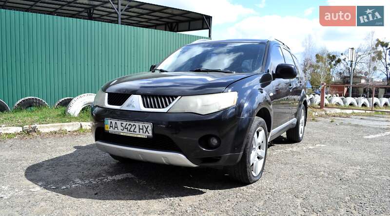 Внедорожник / Кроссовер Mitsubishi Outlander XL 2008 в 