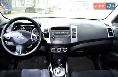 Внедорожник / Кроссовер Mitsubishi Outlander XL 2008 в 