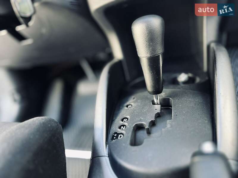 Внедорожник / Кроссовер Mitsubishi Outlander XL 2007 в Днепре