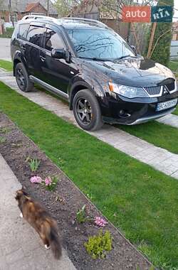 Внедорожник / Кроссовер Mitsubishi Outlander XL 2008 в 