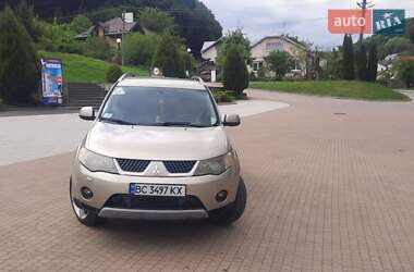 Позашляховик / Кросовер Mitsubishi Outlander XL 2006 в Винниках