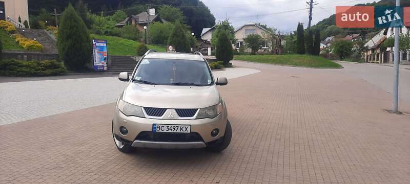 Mitsubishi Outlander XL 2006