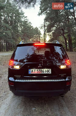 Внедорожник / Кроссовер Mitsubishi Outlander XL 2008 в 