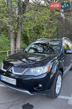 Внедорожник / Кроссовер Mitsubishi Outlander XL 2009 в 