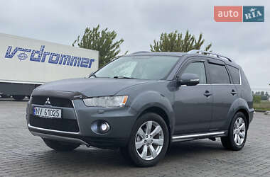 Внедорожник / Кроссовер Mitsubishi Outlander XL 2009 в 