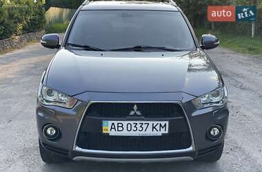 Внедорожник / Кроссовер Mitsubishi Outlander XL 2011 в 