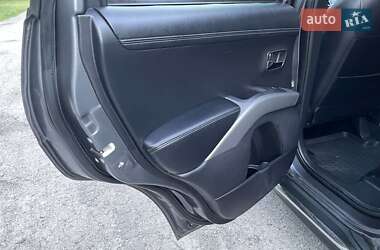 Внедорожник / Кроссовер Mitsubishi Outlander XL 2011 в 