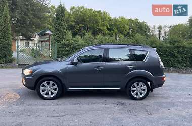 Внедорожник / Кроссовер Mitsubishi Outlander XL 2011 в 