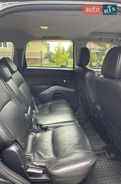 Внедорожник / Кроссовер Mitsubishi Outlander XL 2008 в 