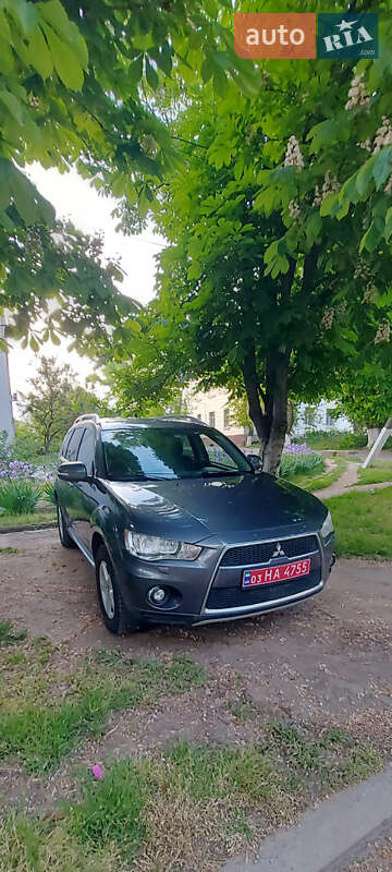 Позашляховик / Кросовер Mitsubishi Outlander XL 2010 в Білгороді-Дністровському