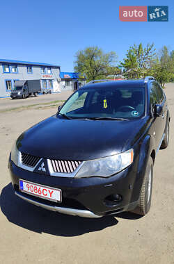 Позашляховик / Кросовер Mitsubishi Outlander XL 2009 в Петропавлівці