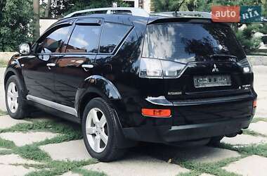 Внедорожник / Кроссовер Mitsubishi Outlander XL 2008 в 