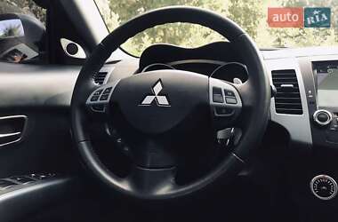 Внедорожник / Кроссовер Mitsubishi Outlander XL 2008 в 