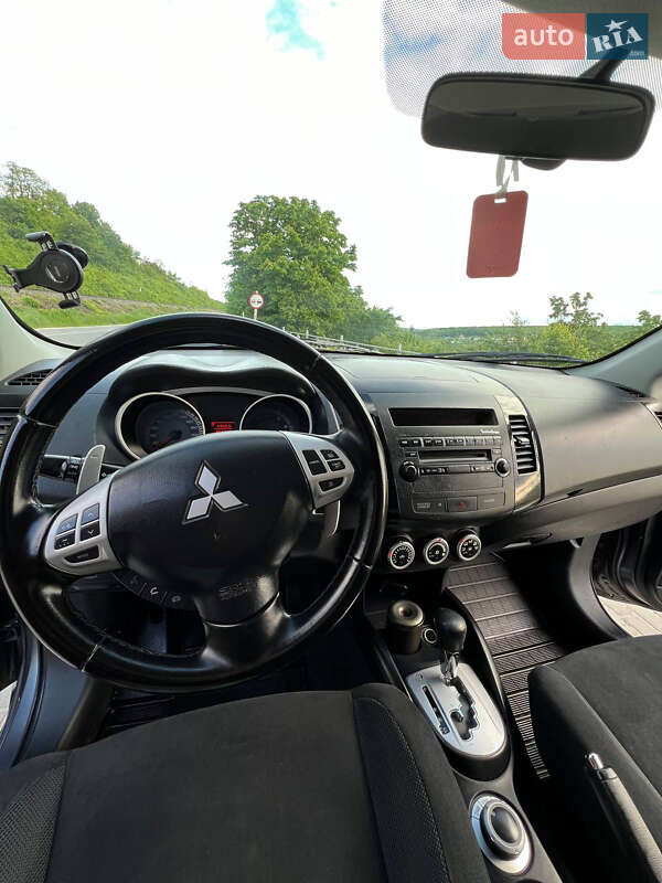 Позашляховик / Кросовер Mitsubishi Outlander XL 2007 в Теребовлі
