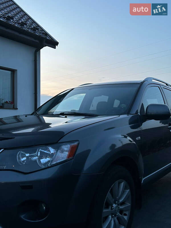 Mitsubishi Outlander XL 2008