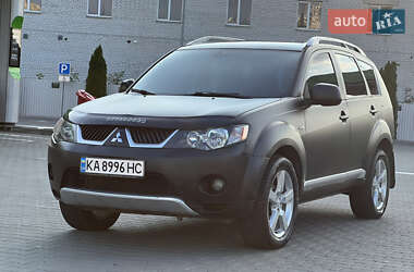 Внедорожник / Кроссовер Mitsubishi Outlander XL 2008 в Киеве