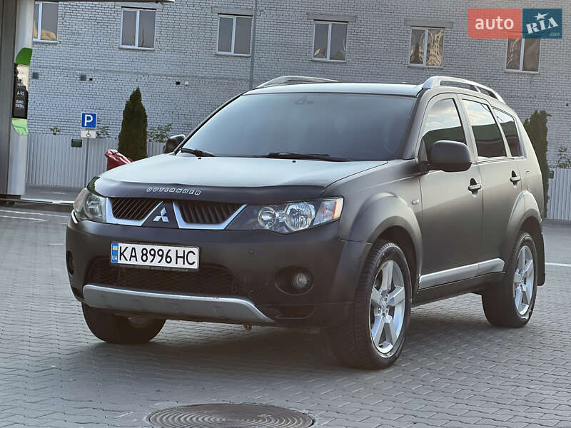 Mitsubishi Outlander XL 2008