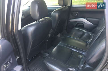 Позашляховик / Кросовер Mitsubishi Outlander XL 2007 в 