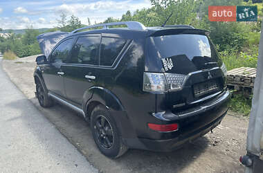 Внедорожник / Кроссовер Mitsubishi Outlander XL 2008 в Делятине