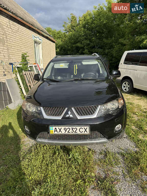 Mitsubishi Outlander XL 2008