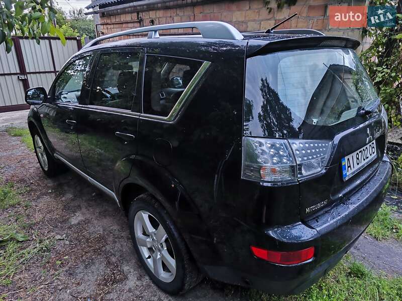 Mitsubishi Outlander XL 2009