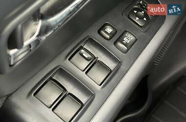 Внедорожник / Кроссовер Mitsubishi Outlander XL 2007 в 