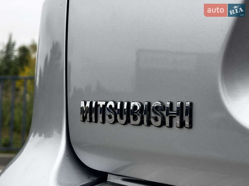 Внедорожник / Кроссовер Mitsubishi Outlander XL 2007 в Дрогобыче