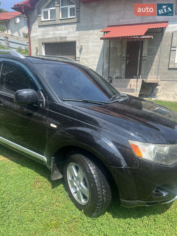 Внедорожник / Кроссовер Mitsubishi Outlander XL 2008 в Тернополе фото 4 Внедорожник / Кроссовер Mitsubishi Outlander XL 2008 в Тернополе