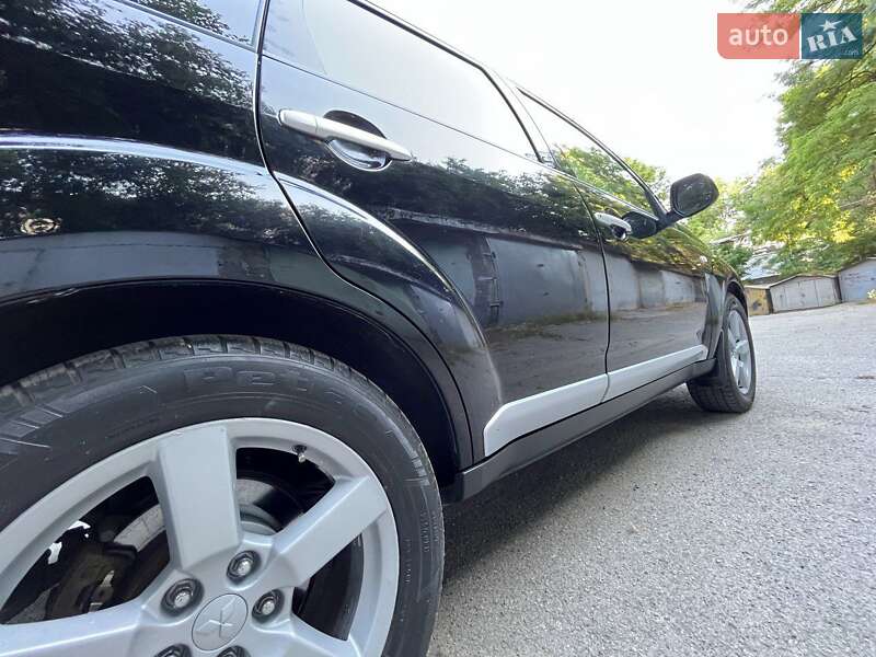Внедорожник / Кроссовер Mitsubishi Outlander XL 2007 в Одессе