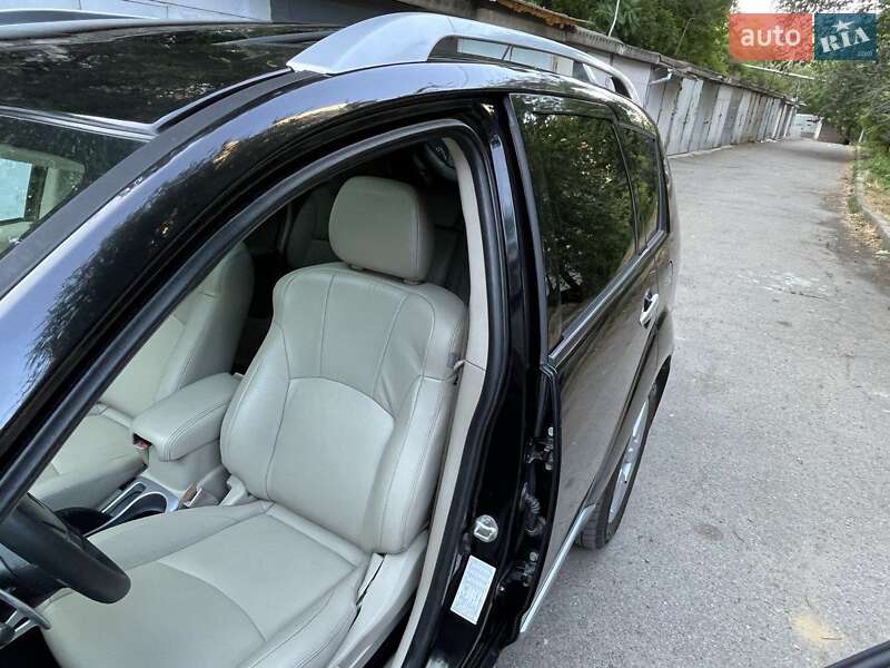 Внедорожник / Кроссовер Mitsubishi Outlander XL 2007 в Одессе