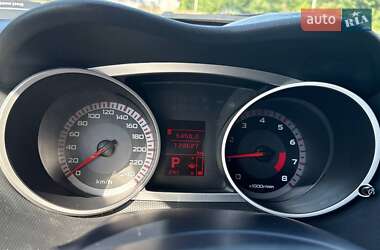 Внедорожник / Кроссовер Mitsubishi Outlander XL 2008 в 