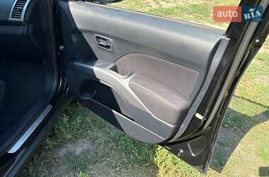 Внедорожник / Кроссовер Mitsubishi Outlander XL 2008 в 