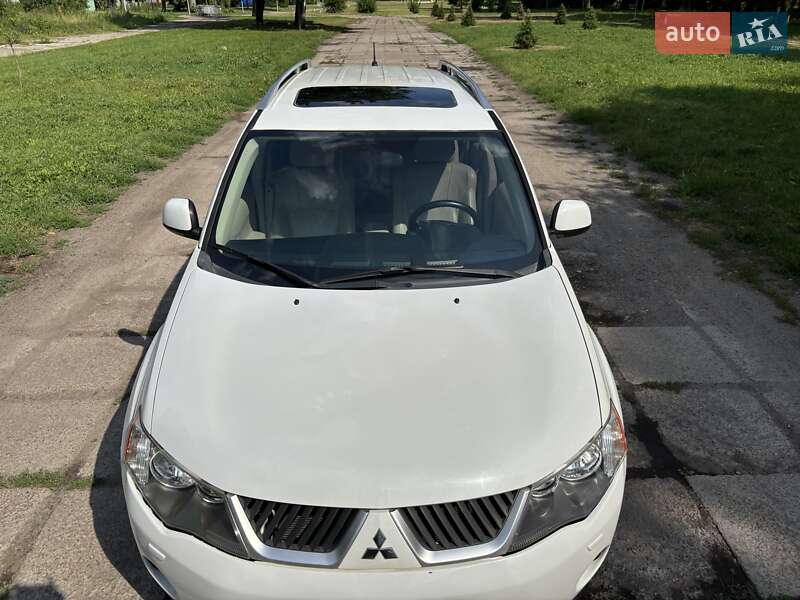 Внедорожник / Кроссовер Mitsubishi Outlander XL 2008 в Сумах
