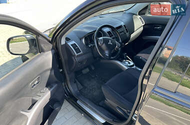 Внедорожник / Кроссовер Mitsubishi Outlander XL 2007 в 