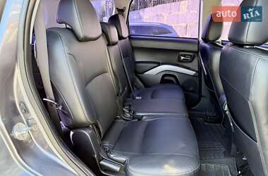 Внедорожник / Кроссовер Mitsubishi Outlander XL 2007 в 