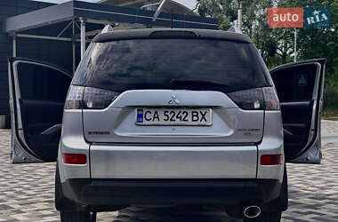 Внедорожник / Кроссовер Mitsubishi Outlander XL 2008 в 